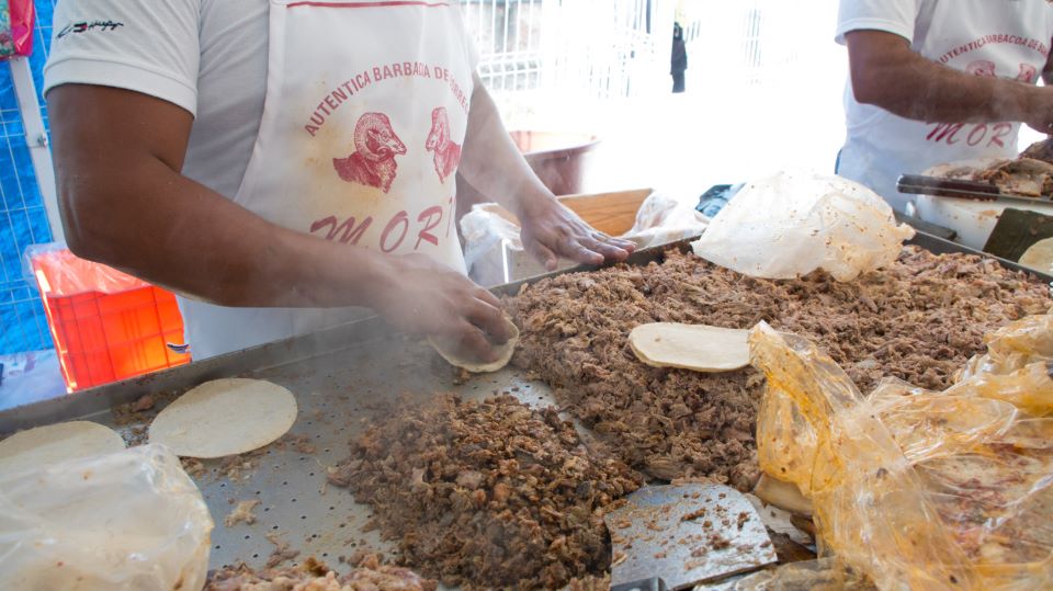 Carne de perro, el gran negocio: tacos, tamales, barbacoa y garnachas