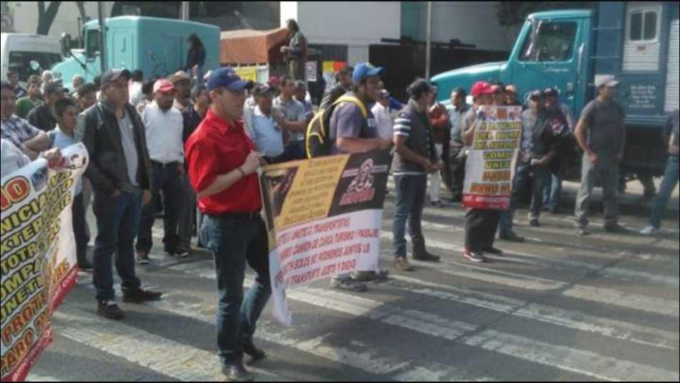 Segob atenderá a los transportistas tras manifestación pacífica