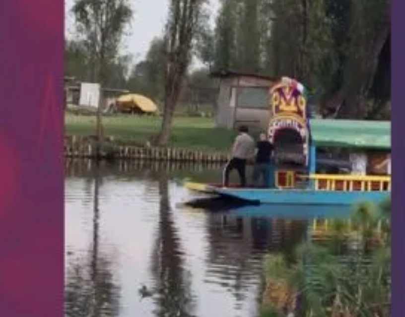 Captan a 2 hombres orinando en el Lago de Xochimilco (video)