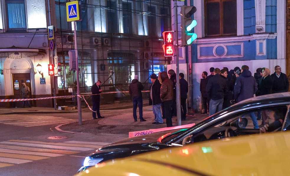 Tiroteo en edificio de seguridad en Rusia; 3 muertos y varios heridos