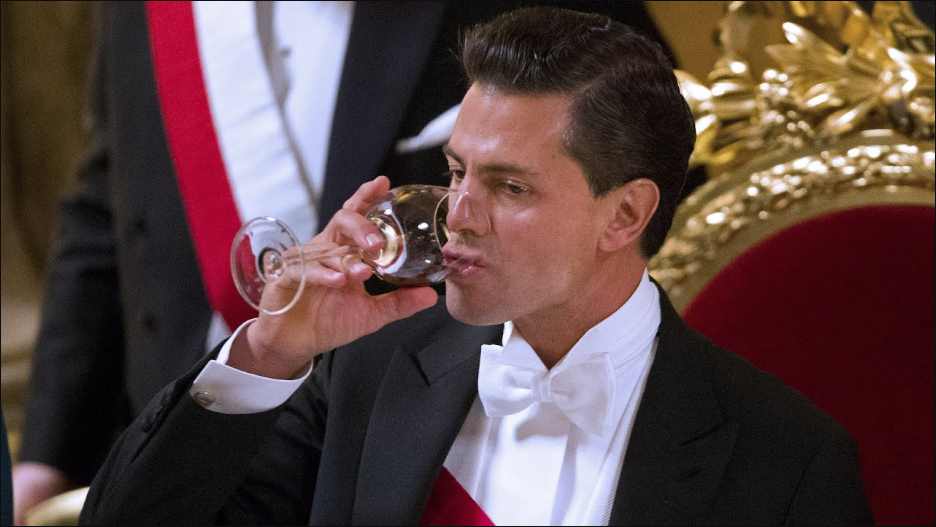 Peña Nieto gastó más de 35 mil millones para tener los refris de sus comedores llenos