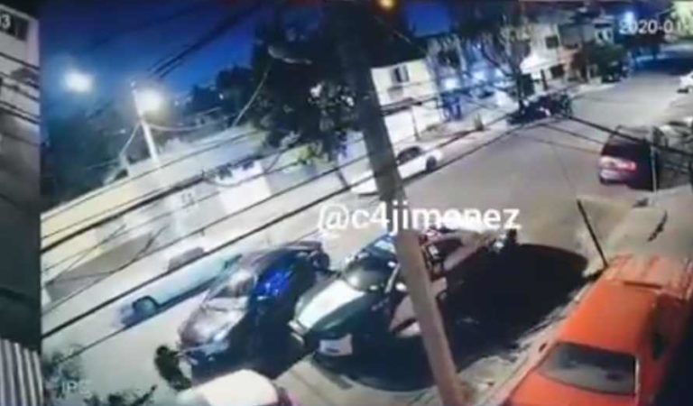 Policía enfrenta a 7 sicarios que iban a secuestrar a hombre en Venustiano Carranza | VIDEO