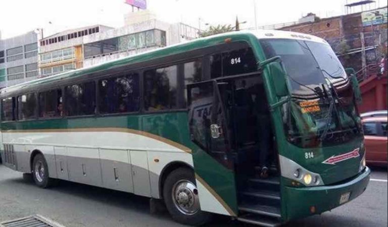 Flecha Roja suspende servicio temporalmente; estudiantes secuestran autobuses