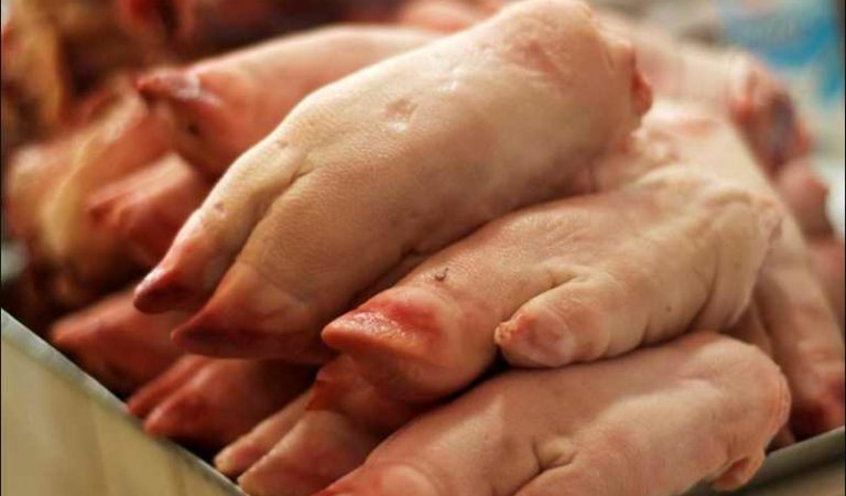 Retienen 5 mil kilos de productos por riesgo de peste porcina africana en aeropuertos