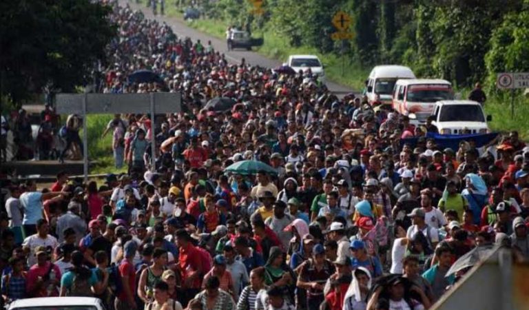 Sale nueva caravana migrante de hondureños con rumbo a Estados Unidos