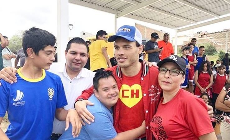 Chávez Jr sobre Coronavirus: ‘que suerte para Culiacán, tan buena la comida china’
