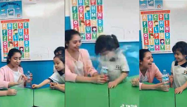 Profesora juega cruel broma a niña frente a sus compañeros, después se ríe a carcajadas (video)