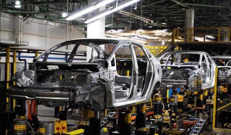 General Motors, Volkswagen y Nissan suspenden armado en México