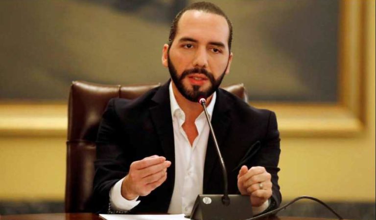 Niega presidente de El Salvador aterrizaje a vuelo procedente de México