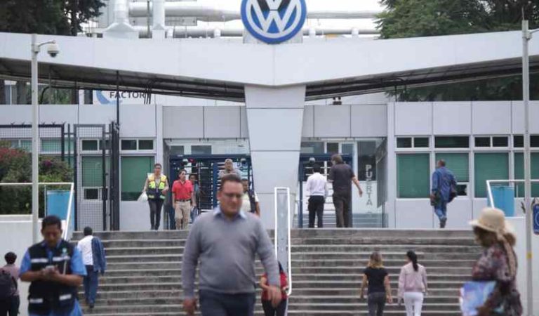 Volkswagen suspenderá sus operaciones en puebla y Guanajuato por Covid-19