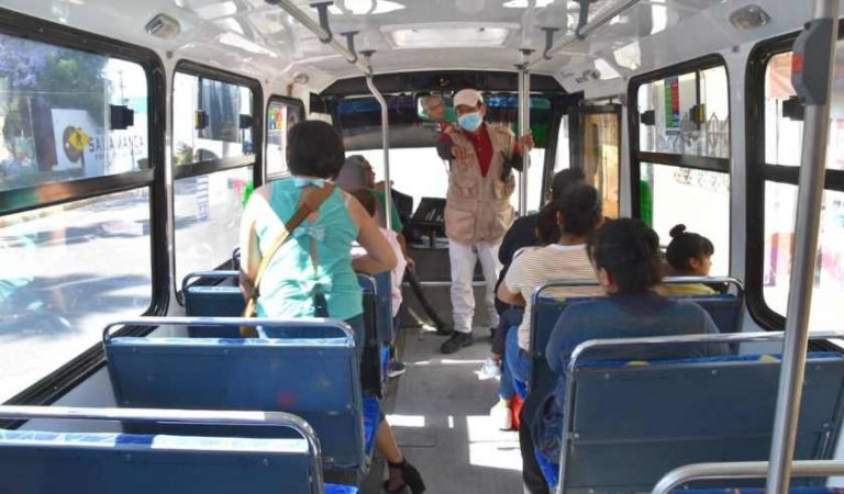 UNAM recomiendan usar cubreboca en transporte público por coronavirus