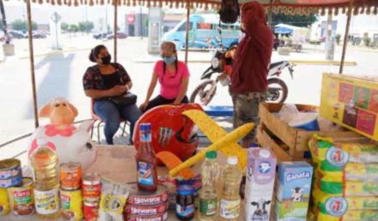 Vendedores en ferias y fiestas patronales ofrecen trabajo a cambio de comida