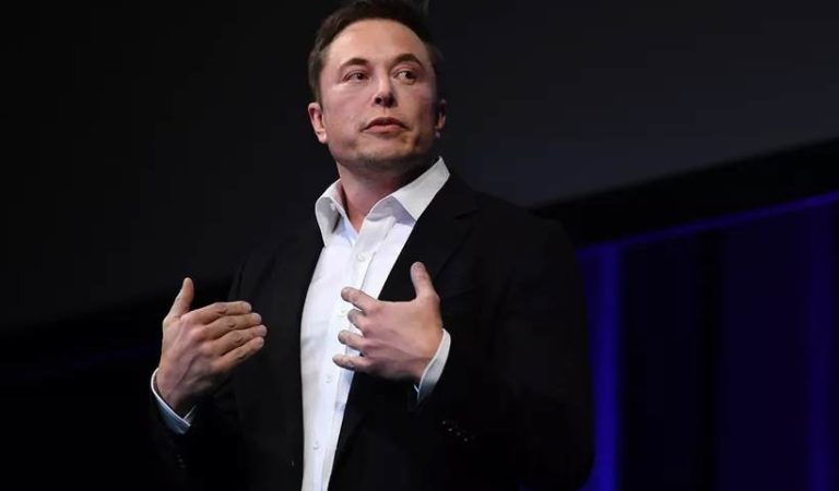 Elon Musk vende casa por 29 millones de dólares, se desprendería de sus bienes físicos