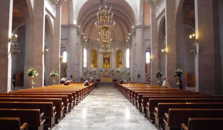 Iglesias reinician actividades este domingo; no se permitirán misas para XV años, bodas o bautizos