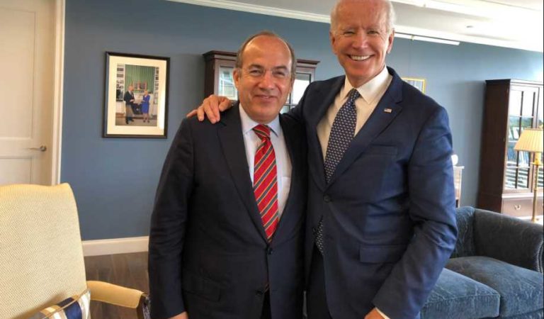 Calderón dice que Joe Biden es un ‘hombre honesto’; presume foto con él