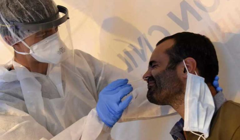 Inyectarán virus del Covid-19 a 90 voluntarios, para examinar nuevos tratamientos en Reino Unido